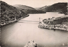 19 TREIGNAC LE PONT DE TREIGNAC SUR LE LAC DE SARRANS - Treignac