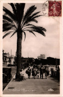 CPA JUAN-les-PINS - La Promenade Au Bord De La Mer (514305) - Juan-les-Pins
