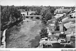 AEGP1-86-0070 - VIVONNE PITTORESQUE - Vue Aérienne Du Bassin - Vivonne
