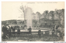 ANQP7-0589-81 - LABRUGIERE - Le Jet D'eau - Place Des Victoires Et Le Pont - Labruguière
