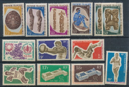 B-94 : POLYNESIE:  N°55**-56*-57*-58*-59**-59*-60**-66/69** - Neufs