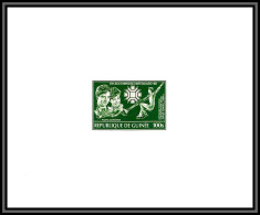 95714 N°120 Skating Torvill Dean Sarajevo 1984 Jeux Olympiques Olympic Games Guinée Guinea Epreuve Artist Proof Green - Figure Skating