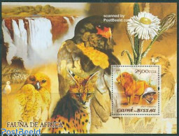 Guinea Bissau 2005 African Fauna S/s, Lion, Mint NH, Nature - Animals (others & Mixed) - Birds - Birds Of Prey - Cat F.. - Guinée-Bissau