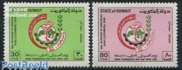 Kuwait 1982 Arab Pharmaceutic Day 2v, Mint NH, Health - Health - Koweït