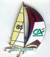 @@ Voilier Banque Marque Crédit Agricole Bateau @@ Ba96 - Zeilen