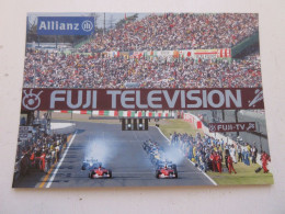 AUTO FORMULE 1 PHOTO 17x12 2002 SUZUKA DEPART SCHUMACHER BARRICHELLO FERRARI - Automovilismo - F1