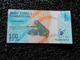 Madagasikara, 100 Ariary ND (2017-2022) Billets › Billets Courants 114 × 60 Mm P# 97 , N# 202898  (Box2-1) - Madagascar