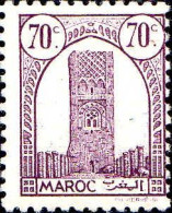 Maroc (Prot.Fr) Poste N* Yv:209B Mi:193B Tour Hassan Dent.12 Gom.mate (Trace De Charnière) - Moskeeën En Synagogen