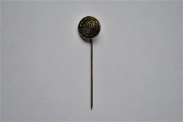 Pin's épingle épinglette YOS Y.O.S Verbond Lion Des Flandres Pins Politique Région Belgique Belgie Vlanderen - Administración