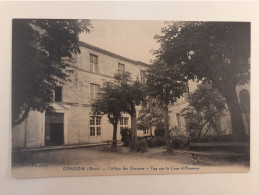 Collège Des Garçons à CONDOM ( GERS ) Vue Sur La Cour D'Honneur. Vers 1900 - Condom
