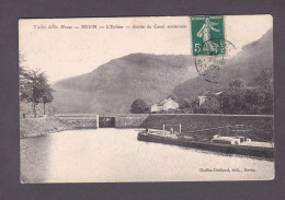 Revin  Ardennes  Ecluse Sortie Du Canal Souterrain ( Batellerie Peniche  52168) - Revin