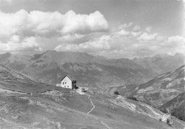 04 Col D' ALLOS Lacets Vue Aérienne Sur Le Refuge Et Vallée De L' UBAYE Barcelonnette N° 97 \ML4001 - Barcelonnette