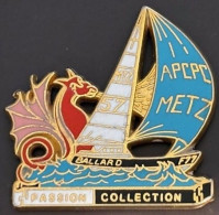 BATEAUX - NAVIRE - BOAT - BOOT - BARCA - VOILIER - VOILE BLEUE APCP - METZ - BALLARD 200 Ex - PASSION COLLECTION - (30) - Boten