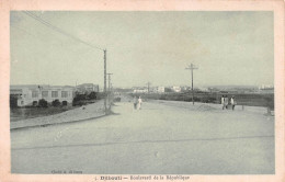 DJIBOUTI Boulevard De La République Territoire Français Des Afars Et Des Issas (Scans R/V) N° 70 \ML4039 - Djibouti