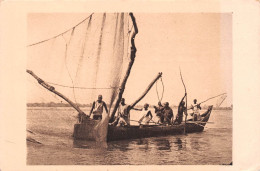 TCHAD Fort Lamy Barque De Pêche Sur Le Chari Photo René Moreau Non Circulé (scans R/V) N° 71 \ML4057 - Tschad