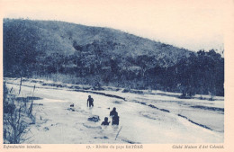 GABON Rivière M'passa (ou Passa) Affluent De L'Ogooué Hauts Plateaux Batéké (Scans R/V) N° 59 \ML4055 - Gabun