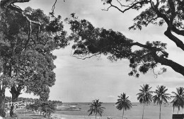 GABON LIBREVILLE Plage Et Rade Prés De OWENDO (Scans R/V) N° 38 \ML4055 - Gabun