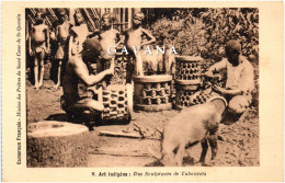 CAMEROUN - Art Indigène : Des Sculpteurs De Tabourets - Kamerun