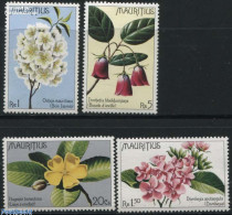 Mauritius 1977 Flowers 4v, Mint NH, Nature - Flowers & Plants - Maurice (1968-...)