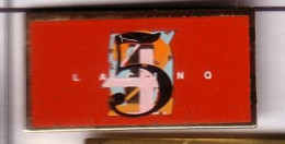 W76 Pin's Télévision LA CINQ EAF Média Télé Achat Immédiat - Media