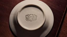 Cendrier " Aux Galeries Lafayette - Paris " - Porcelaine De Limoges - Porcelain