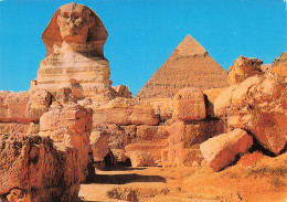 EGYPTE GIZEH LA GRANDE SPHINX ET PYRAMIDE DE CHEOPS - Gizeh