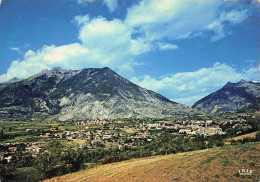 5 GUILLESTRE AU FOND LES MONTAGNES DE CATINAT ET ASSAN - Guillestre