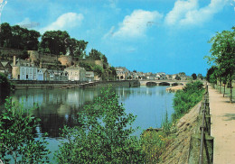 53 MAYENNE LES REMPARTS ET LE CHATEAU VIEUX PORT - Mayenne