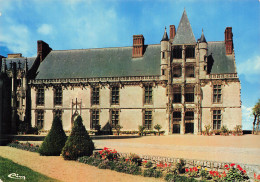 28 CHATEAUDUN LA COUR D HONNEUR DU CHATEAU - Chateaudun