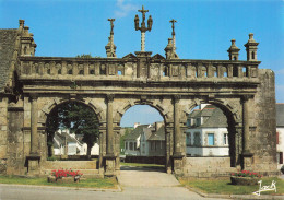 29 SIZUN L ARC DE TRIOMPHE - Sizun