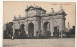Espagne - MADRID  Puerta De Alcala - Madrid