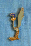 1 PIN'S // ** LOONEY TUNES " BEEP BEEP & VIL COYOTE " ** . (© Warner Bros INC. 1987) - Cine