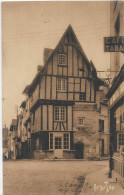 D 79.THOUARS.   VIEILLE MAISON DE LA RUE DU CHATEAU.  CARTE ECRITE  CAFE TABAC - Thouars
