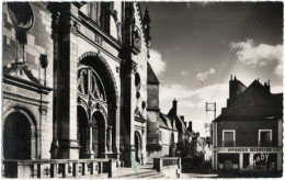 72. Pf. SAINT-CALAIS. Le Portail De L'Eglise. 13 - Saint Calais