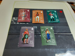 Antigua 1970 SG 290-294 Military Uniforms (1st Series) Set 5v MNH - Antigua Et Barbuda (1981-...)