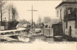 CPA RUE Le Moulin A Eau Et La Croix De Jérusalem (19327) - Rue