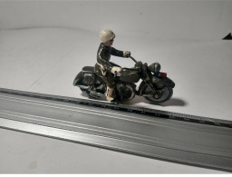 MOTO POLICE MILITAIRE PM SOLDAT PLOMB ALU ANCIEN QUIRALU ? VINTAGE N°18 - Motorcycles