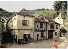 Saint Cirq - Lapopie , - Saint-Cirq-Lapopie