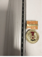 ALLEMAGNE RDA DDR MEDAILlE POUR BONS SERVICES 1965 - Germany
