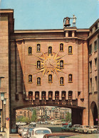 BELGIQUE - Bruxelles - Palais Du Congrès - Horloge -Kongressenpaleis - Uurwerk - Voitures - Transport - Carte Postale - Old Professions