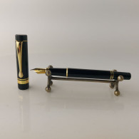 Fountain Pen Unbranded Iridium Point Germany Nib Black Plastic Gold Trim #5819 - Lapiceros