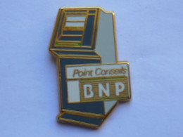 Pin S PLESSIS PARIS POINT CONSEILS B N P - Banks