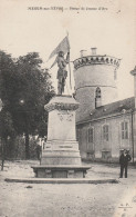 Mehun-sur-Yèvre  (18 - Cher) Statue De Jeanne D'Arc - Mehun-sur-Yèvre