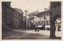 Bellinzona - Ticino - Piazza Della Collégiata Et Palazzo Comunale - Bellinzone