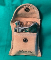 Flasque Jerrycan CHAMACO En Inox, étui Toile De Jute + Passant Ceinture - Autres & Non Classés