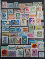 Bulgarie - 100 Timbres Oblitérés, 76 Différents Dont 8 En Blocs De 4 - Vrac (max 999 Timbres)