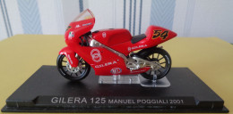 Moto Gilera 125 Pilote N° 54 Manuel Poggiali 2001 Réf 467 - Motorcycles