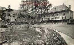 46458 - VIRIEU SUR BOURBRE - CPSM - LE REPOS DE L OUVRIERE - Virieu