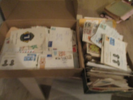 +de  4.5kg Déstockage Massif Enorme Accumulation Plusieurs Centaines Lettres Premiers Jours Documents Monde Dont Double - Collections (sans Albums)