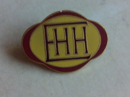 (Association, Sport  ?? ) -  A Identifier ?? - Insigne (type Broche)   " E H H  " ..... ...........voir Scans - Other & Unclassified